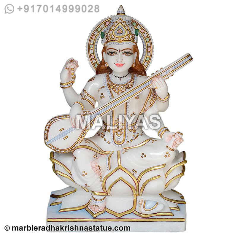 Maa Saraswati Staue